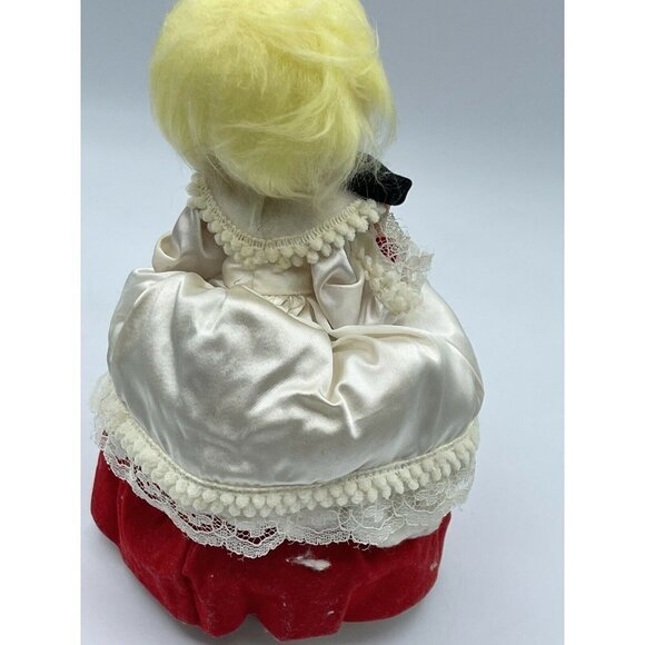 Vtg. Big Eyed Doll Made in Japan Christmas Musical Plays Silent Night Moves - Picture 4 of 9